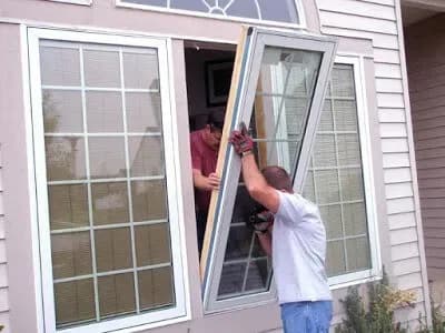 Vinyl-vs.-Wood-Windows